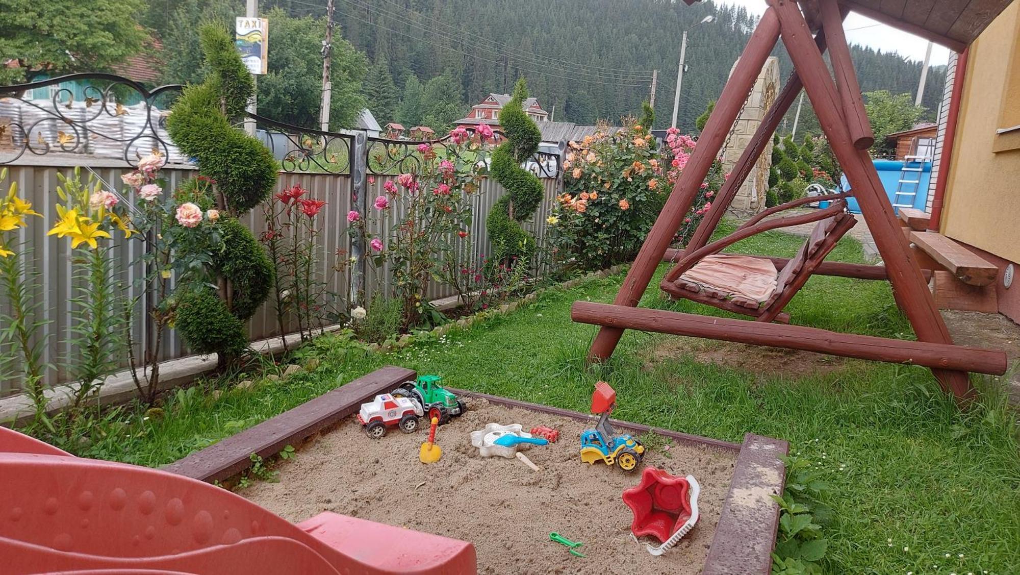 Hotel "Як Вдома" Буковель Zewnętrze zdjęcie
